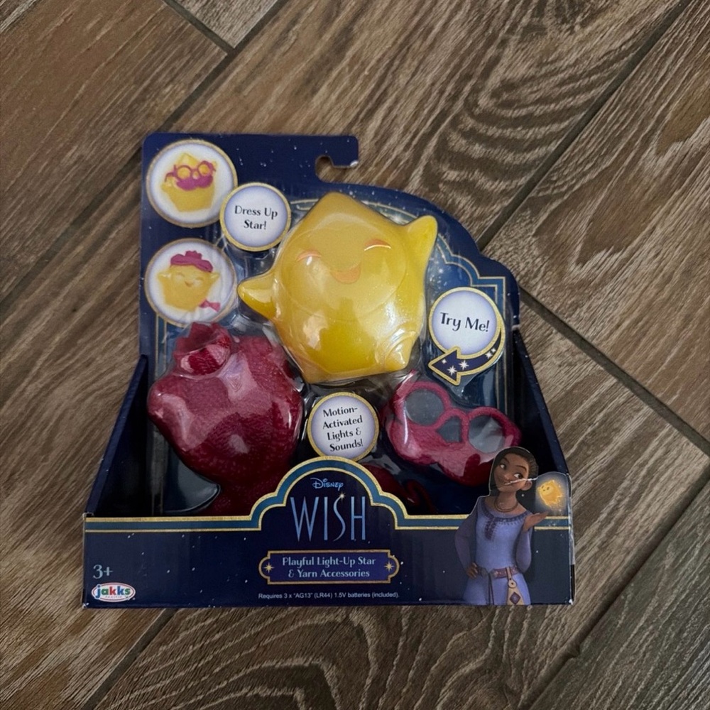 Disney Wish Playful Light-Up Star Toy